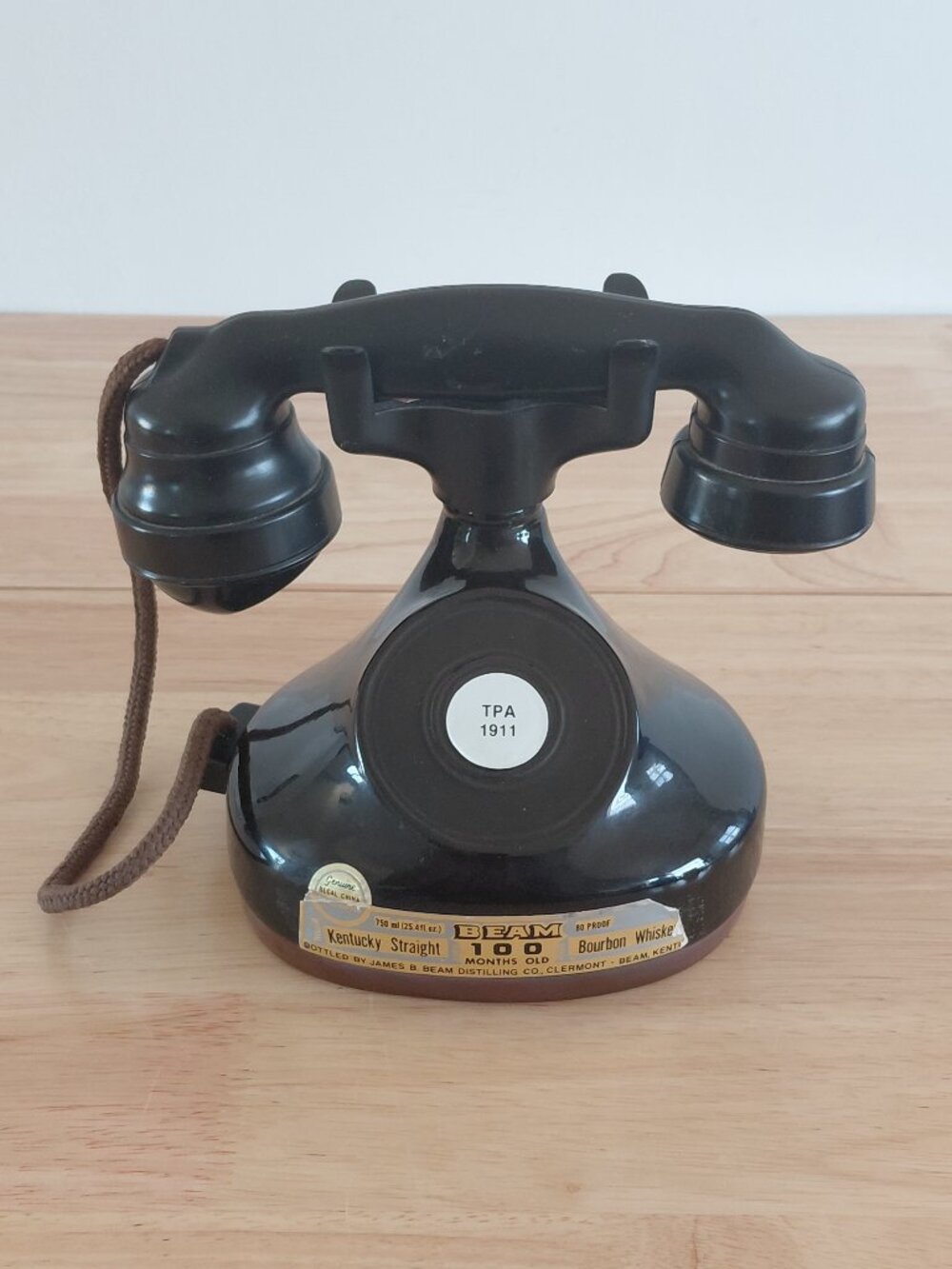 Vintage 1979 Jim Beam fashioned 1928 French Cradle Telephone